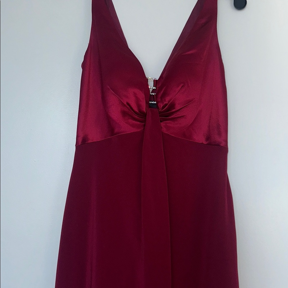 Elegant Burgundy Ball Sleeveless Dress - Picture 6 of 9